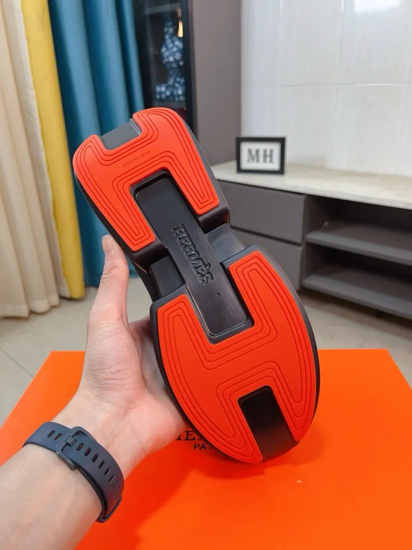 Men's shoes 💰460🌸🌸【HERMES】Hermès high-end quality original shoe upper: 🔝tumbled calfskin, suede calfskin, shoe body sewn H totem, outsole: ultra-light TPU foam·rubber; two-color molded outsole, ultra-high quality control·fine workmanship: highlighting (high-end·luxury·grade) 38-44 (45 can be customized)